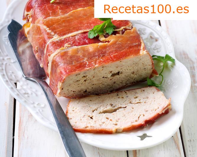 Albóndiga envuelta en tocino