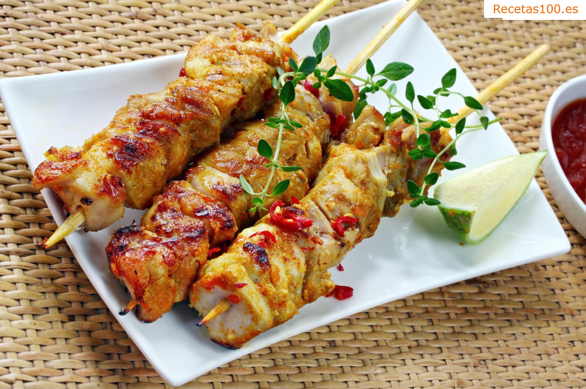 Brochetas de pollo