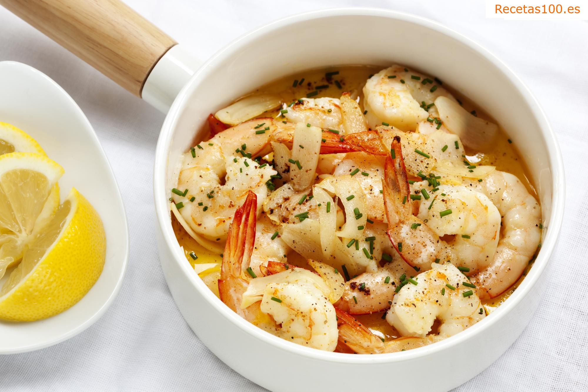 Camarones con salsa de mantequilla y vainilla