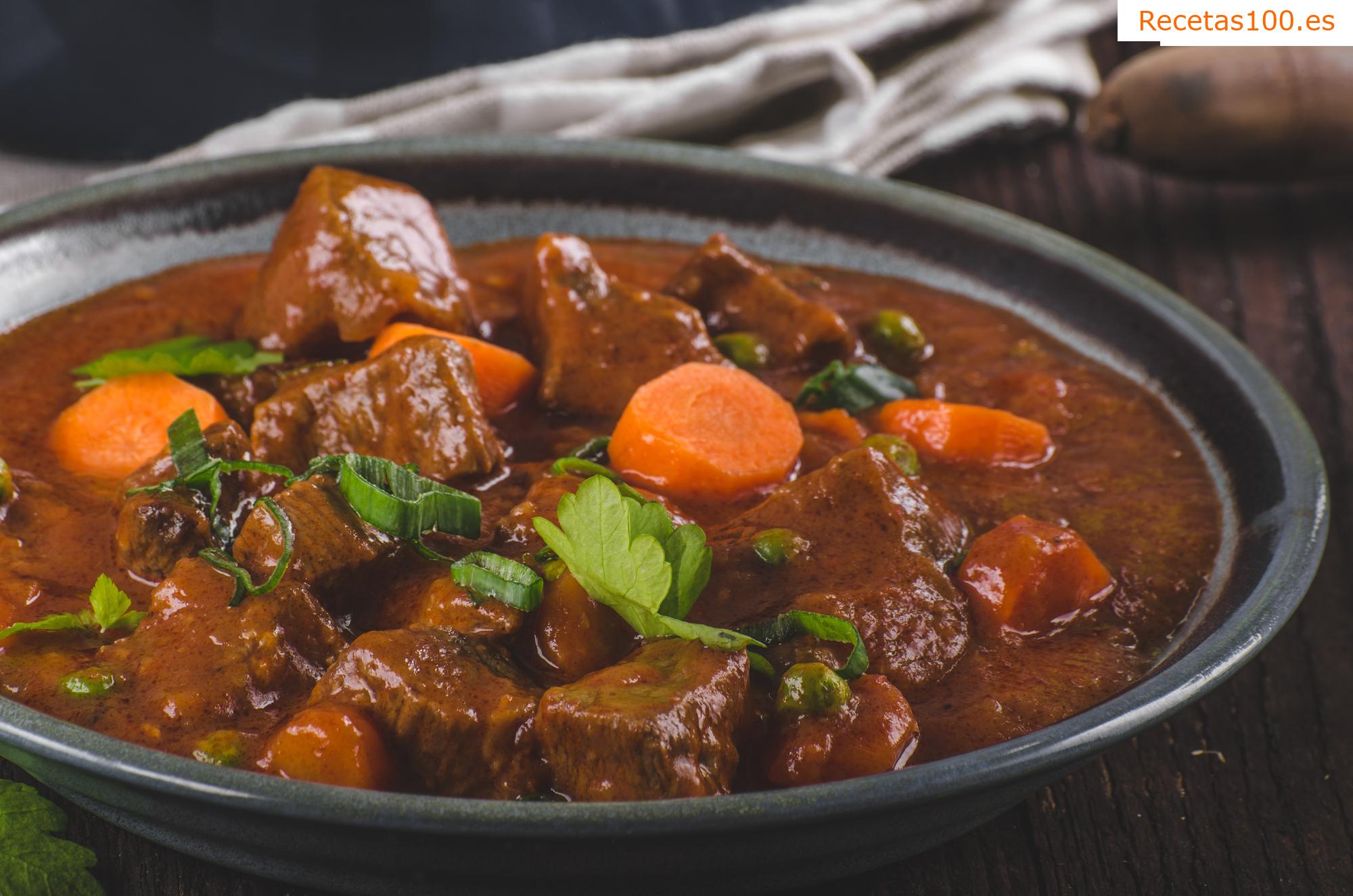 Carne de res guisada
