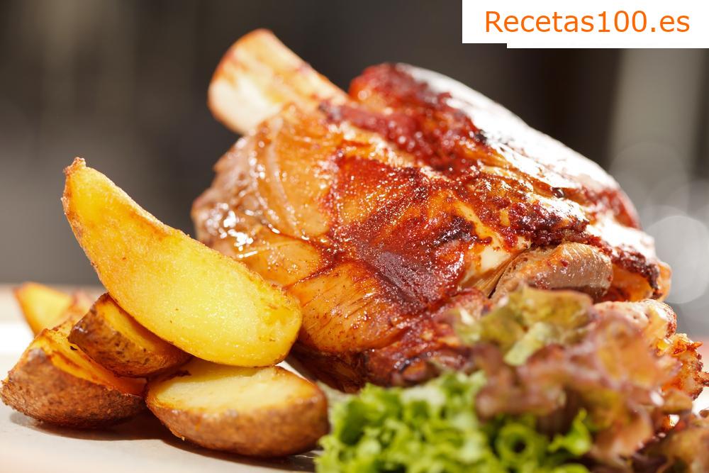 Codillo de cerdo al horno