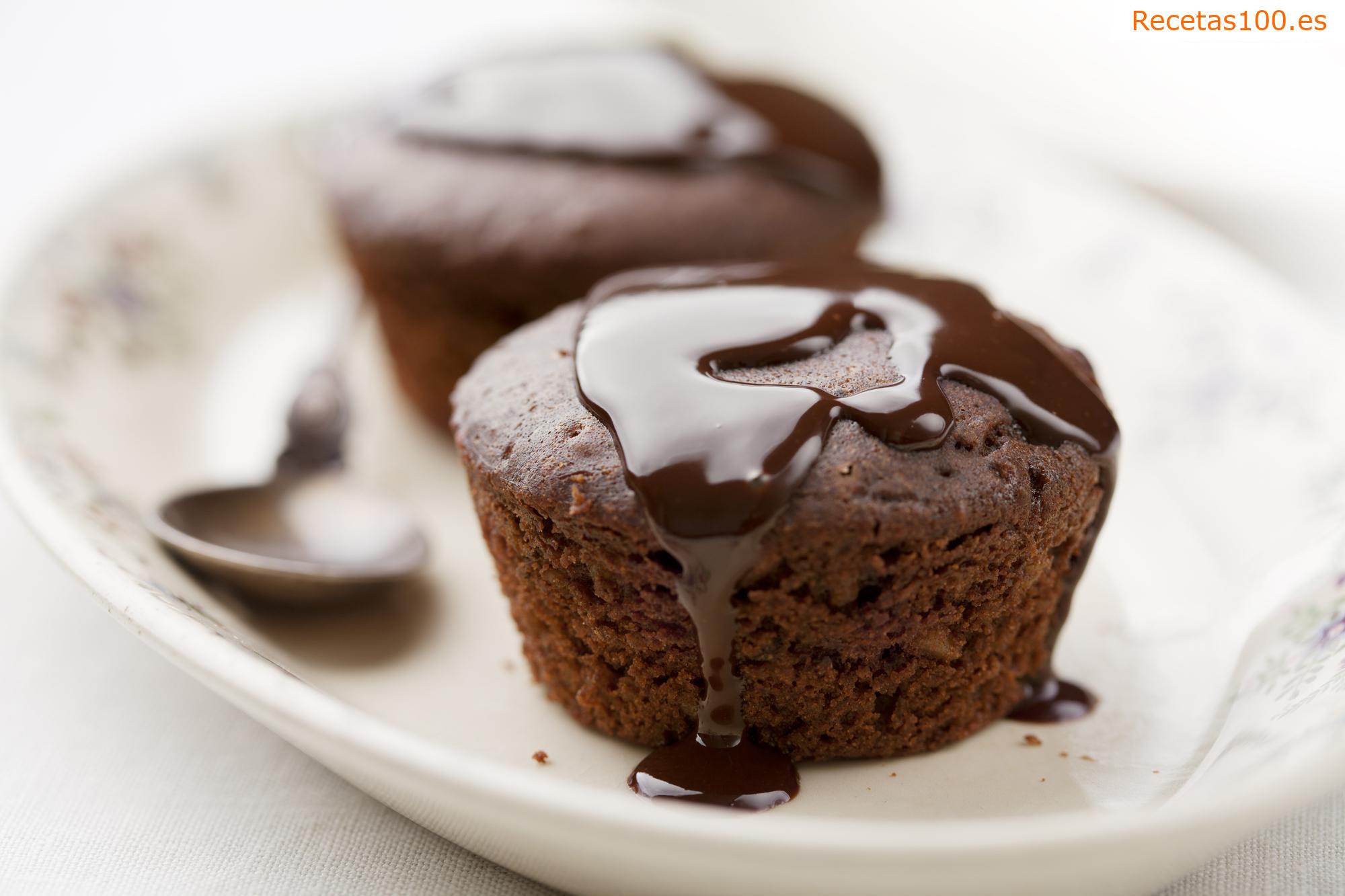 Cubierta de chocolate para pastel