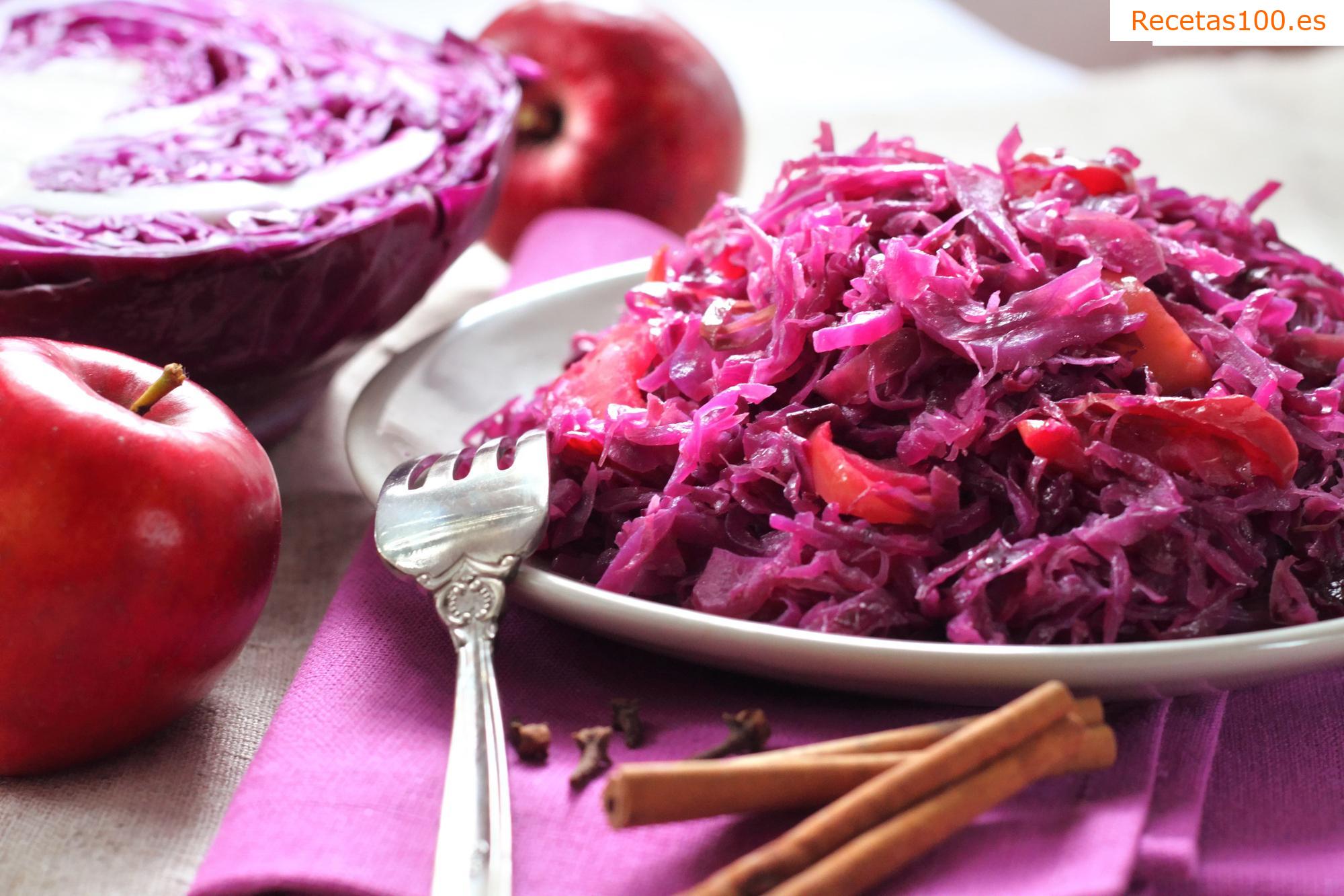 Ensalada de col con manzanas