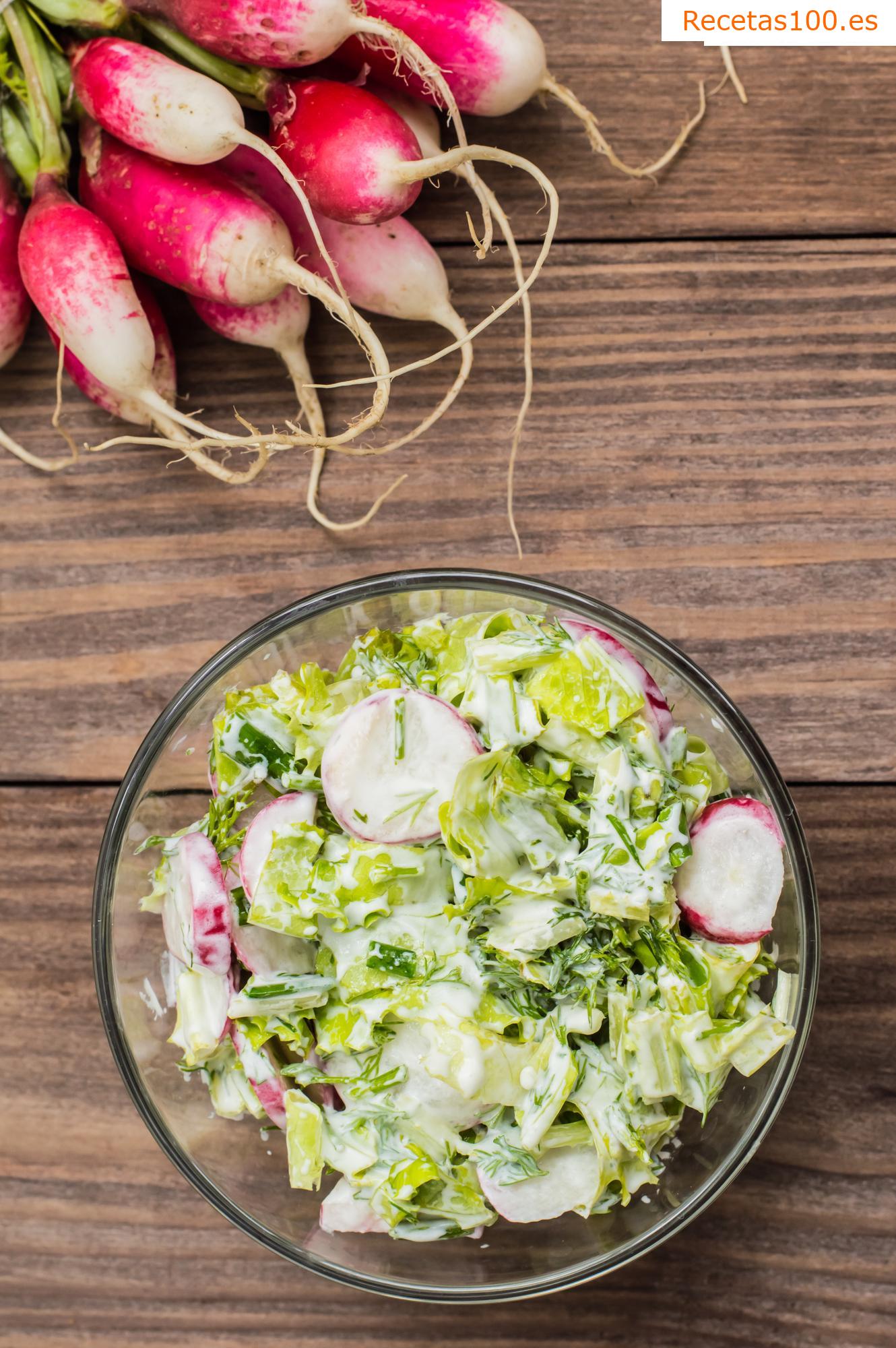 Ensalada de espinacas frescas