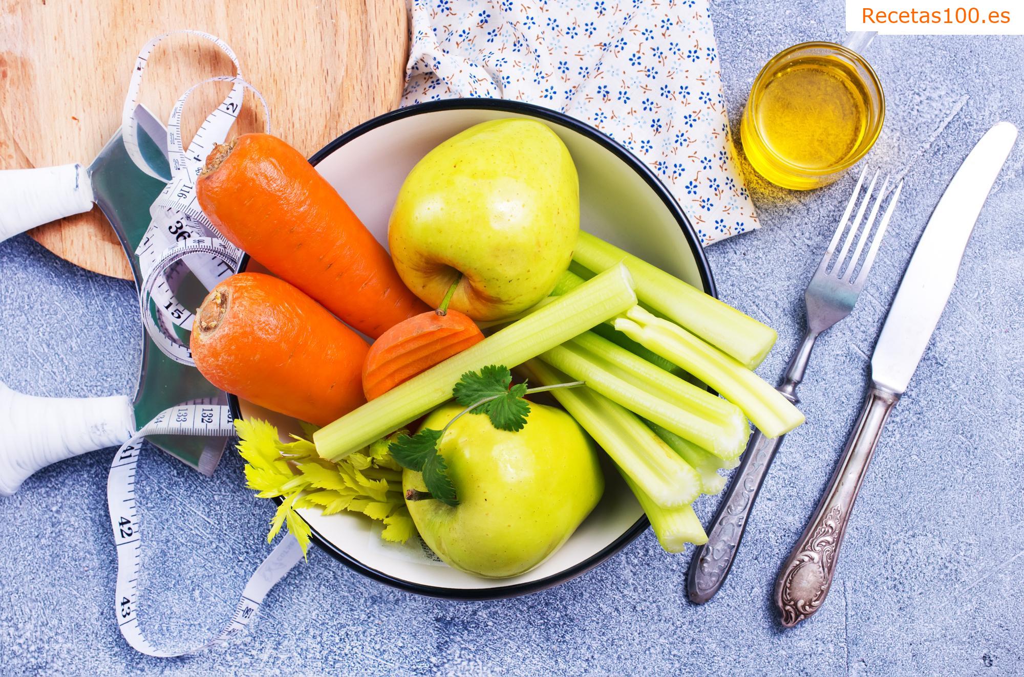 Ensalada de verduras con manzanas