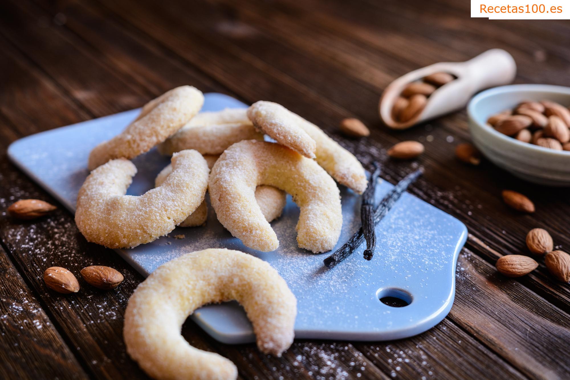 Galletas de vainilla con almendras