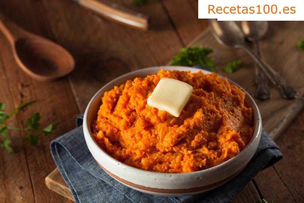 Muslos de pato con puré de batata y manzana