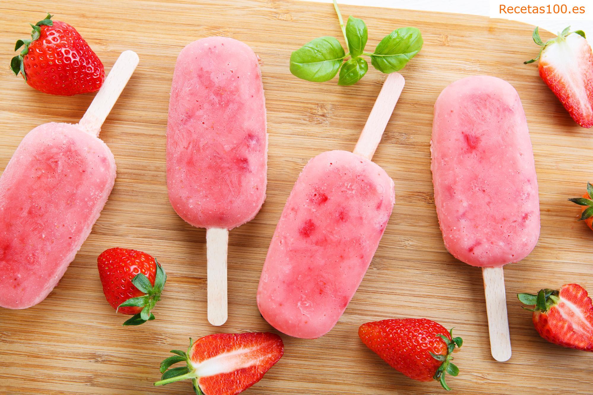 Paletas de fresa con requesón