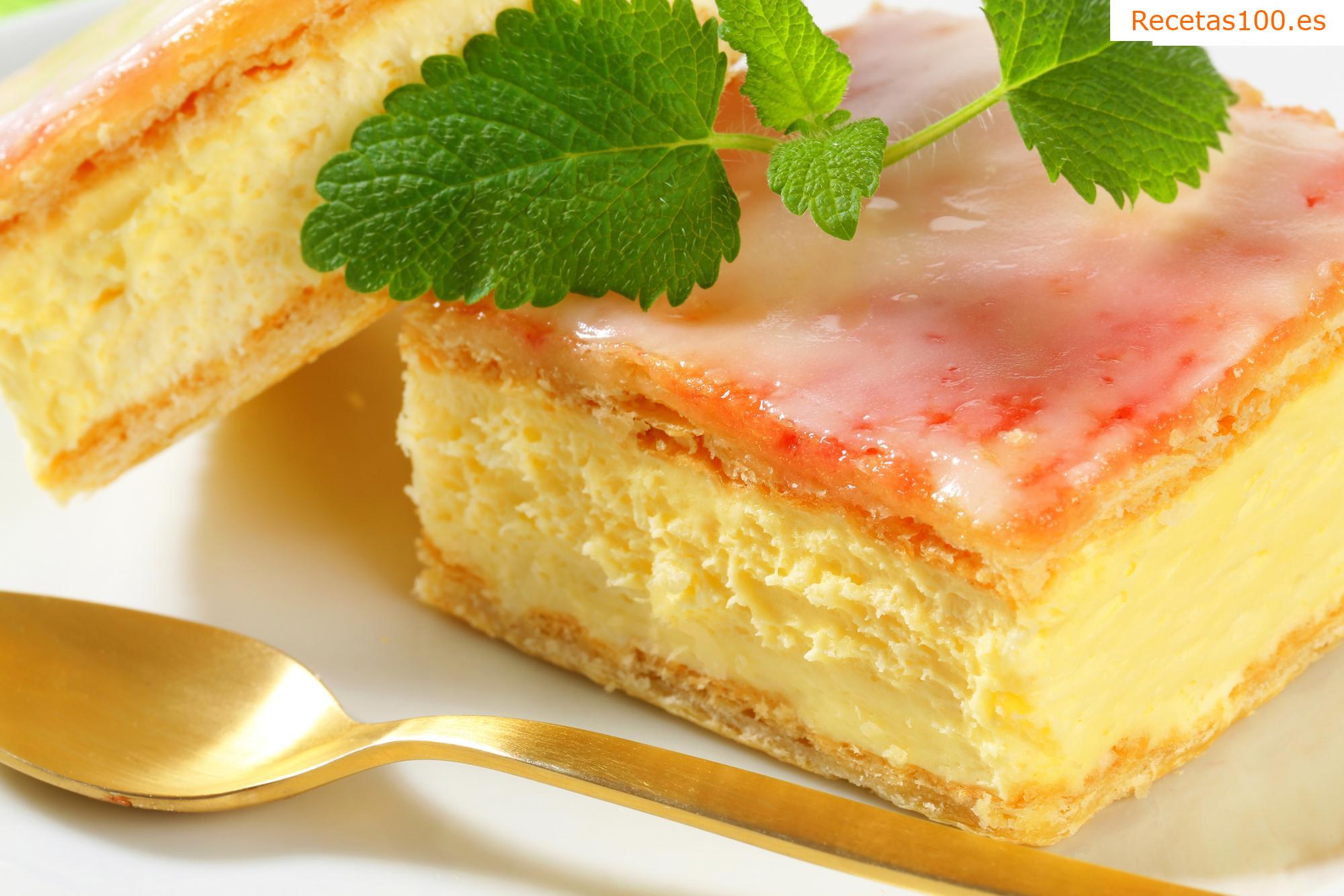Pastel de pudín de piña