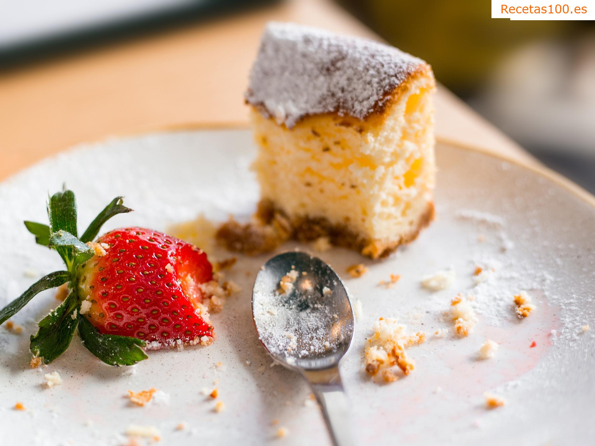 Pastel de requesón con fruta