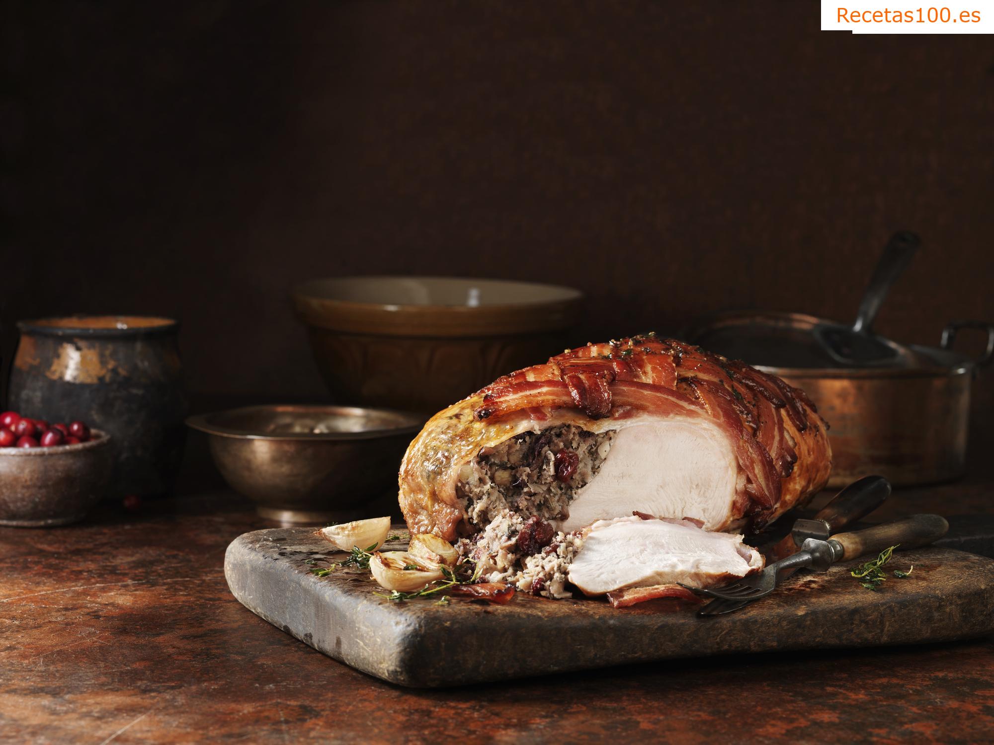Pavo con relleno de ciruelas y castañas