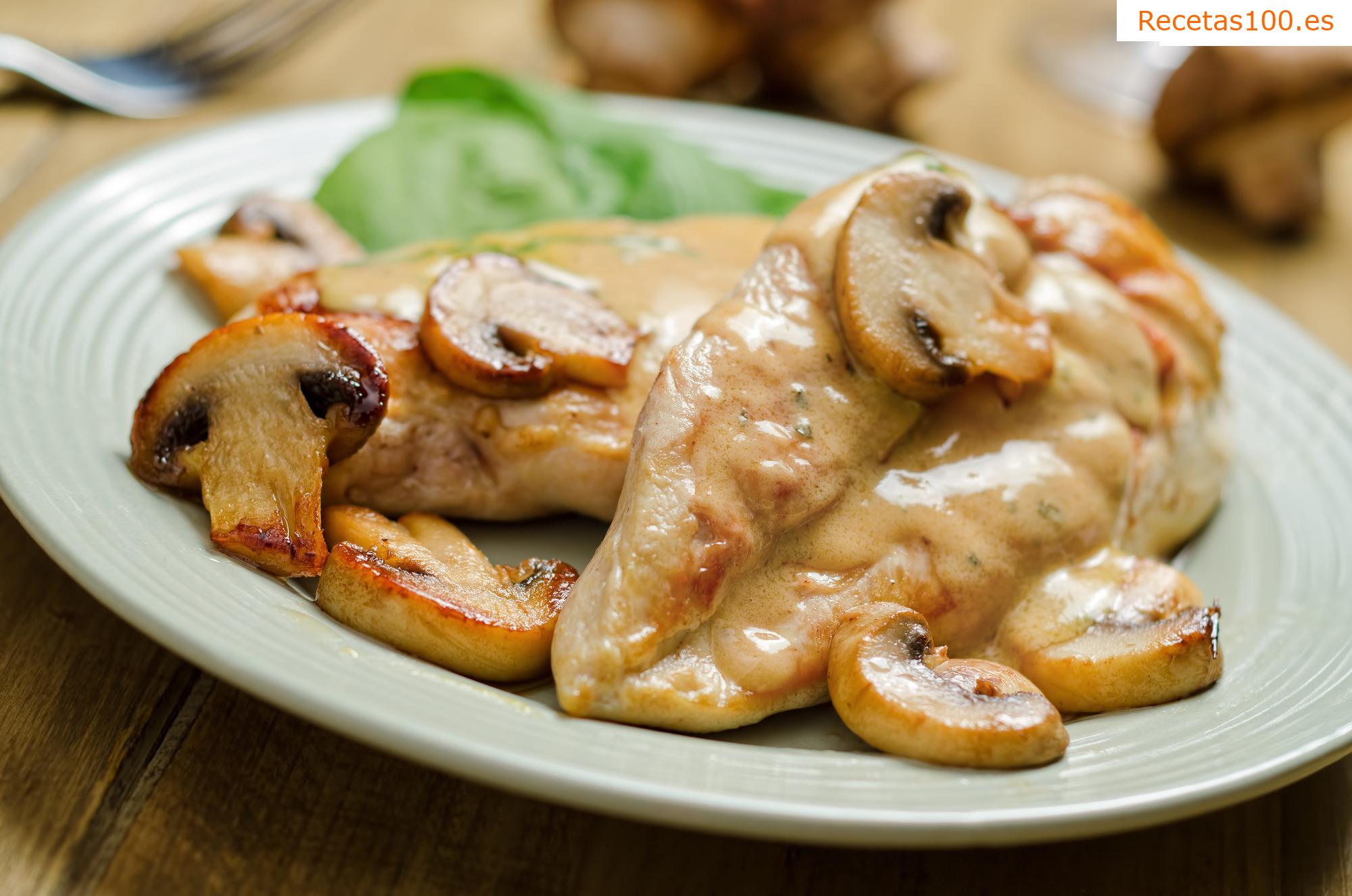 Pollo a la cerveza con champiñones