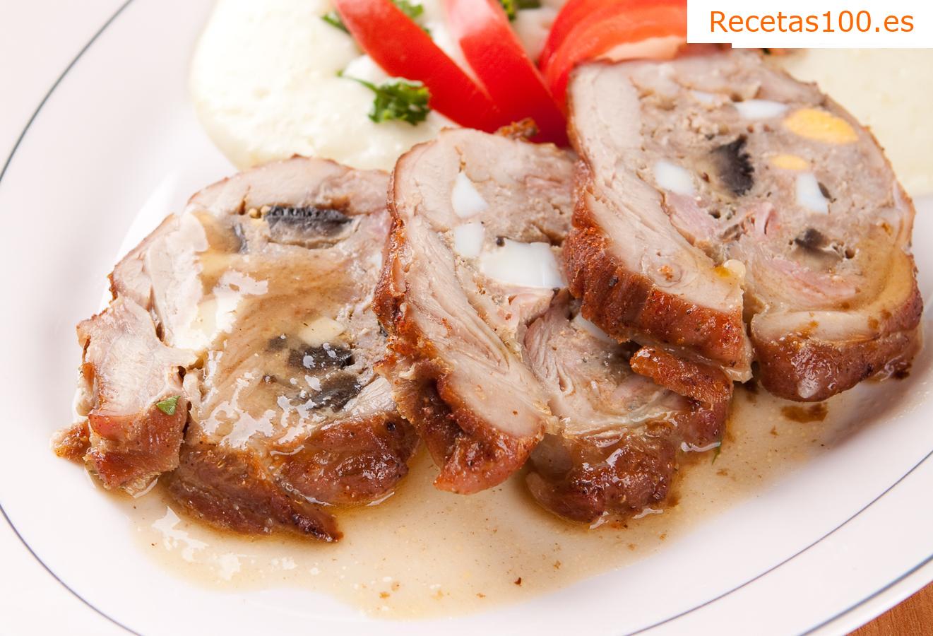 Rollos de carne de res rellenos de crepas