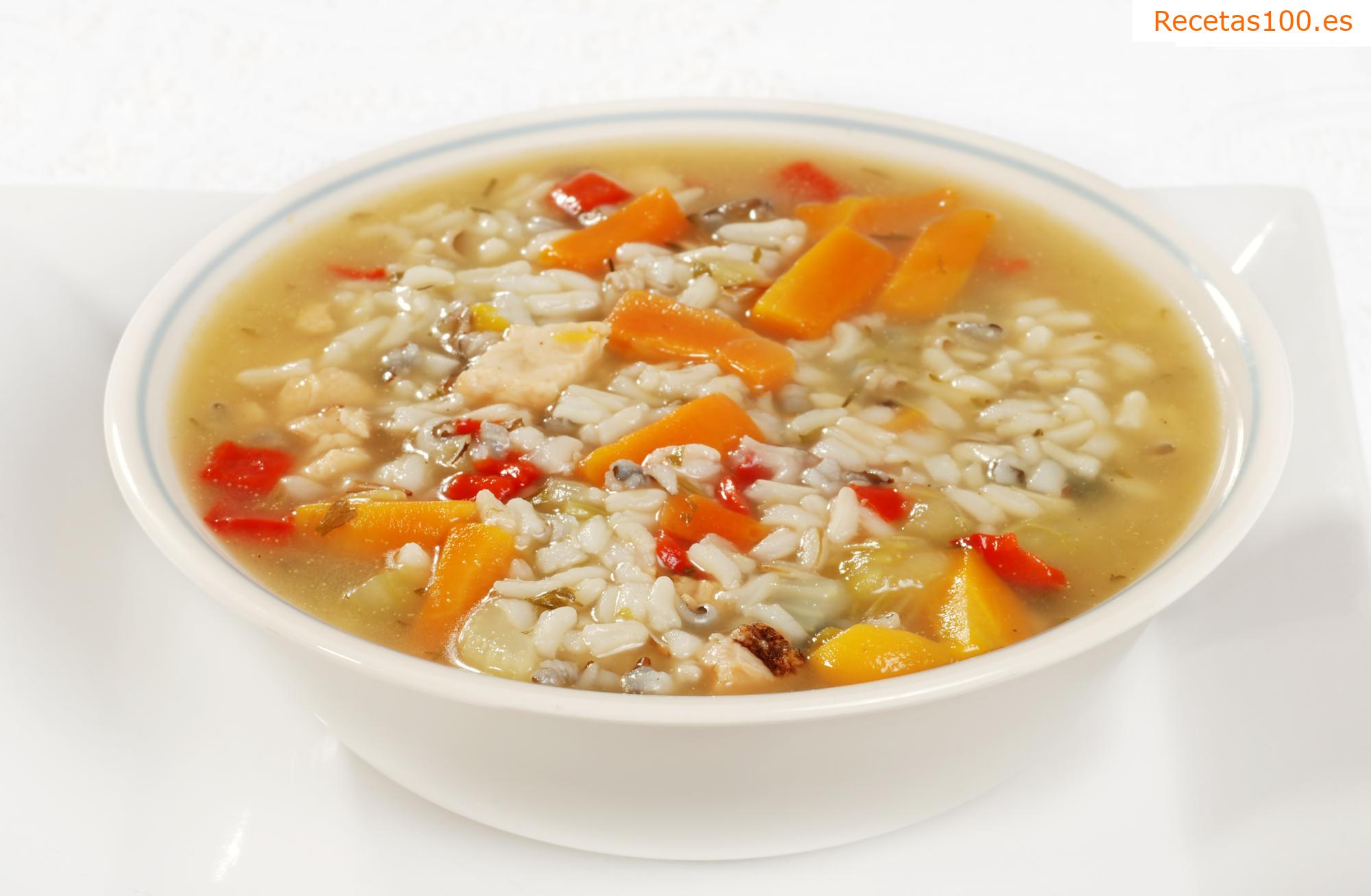 Sopa de verduras con arroz