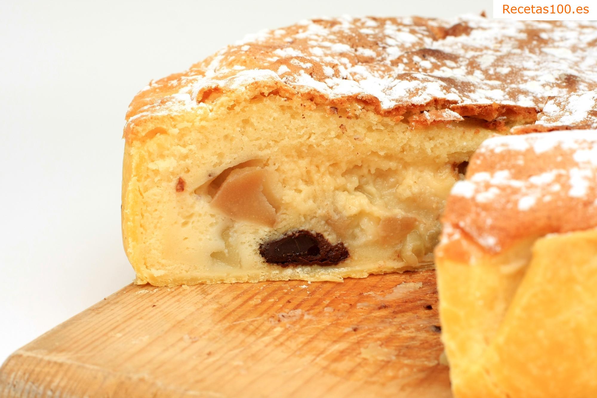 Stollen navideño de requesón con tofu sin gluten, leche ni huevos.