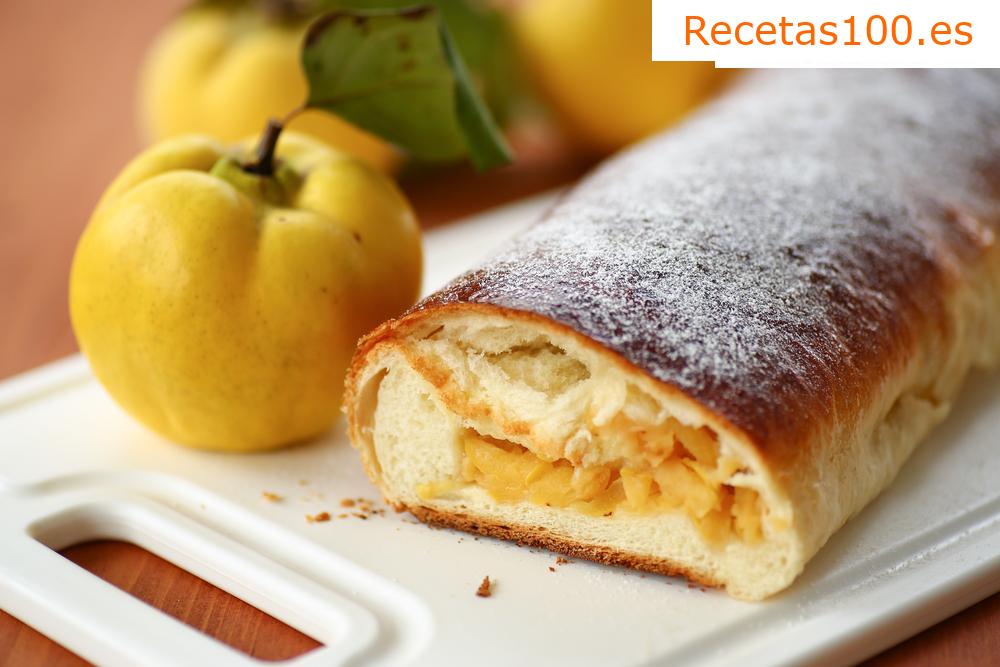 Strudel de manzana de masa sin levadura