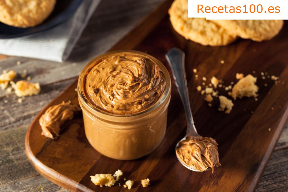 Tartaletas de chocolate con crema de galleta Lotus