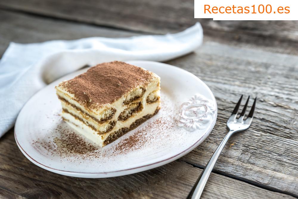 Tiramisú sencillo sin huevos