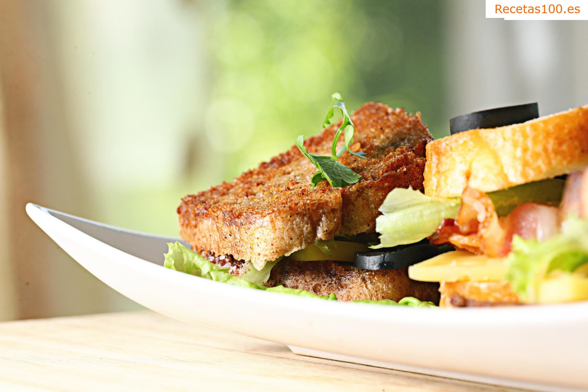 Tostada inglesa con huevo